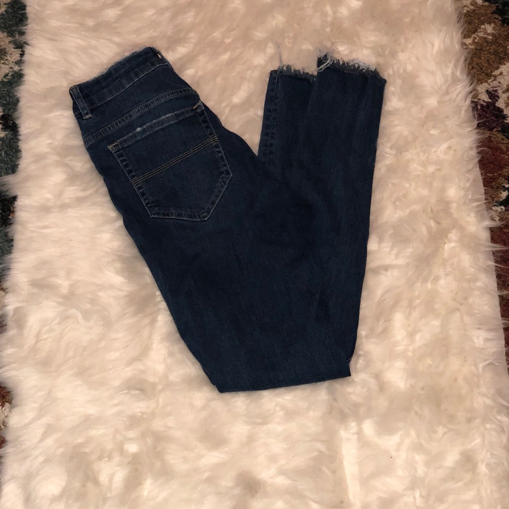 👖Denim Ripped Jeans 👖 - Picture 2 of 5